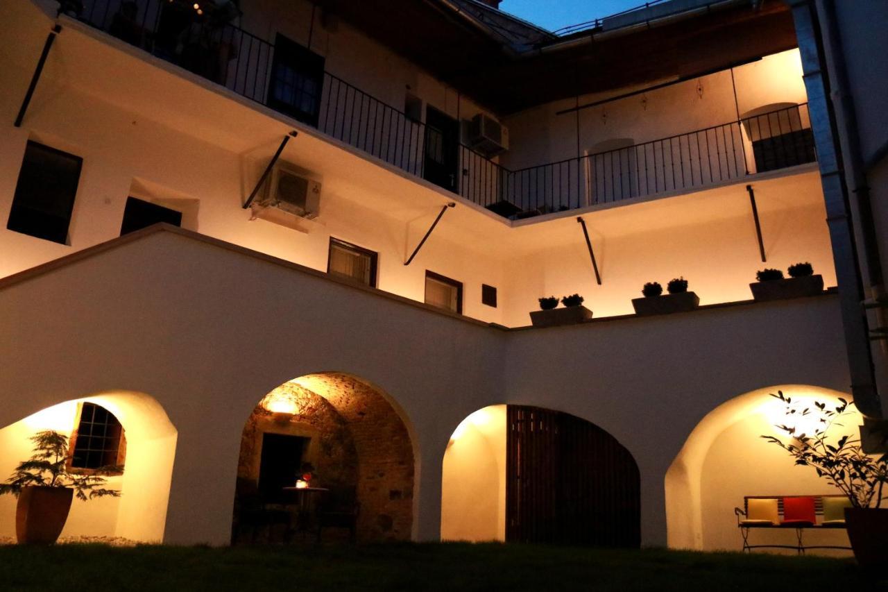 Petkovsek Rooms And Apartments リュブリャナ エクステリア 写真